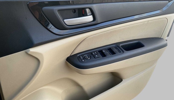 2020 Honda Amaze 1.2L I-VTEC V, Petrol, Manual, 9,000 km, Driver Side Door Panels Control