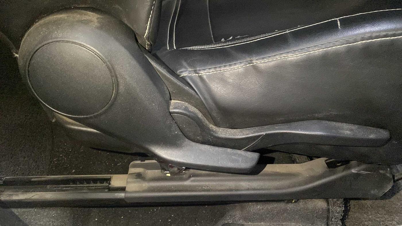 2019 Maruti Swift VXI, Petrol, Manual, 47,262 km, Driver Side Adjustment Panel