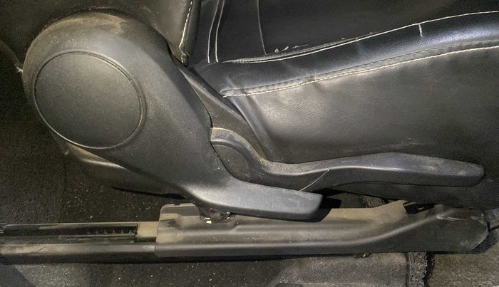 2019 Maruti Swift VXI, Petrol, Manual, 47,262 km, Driver Side Adjustment Panel