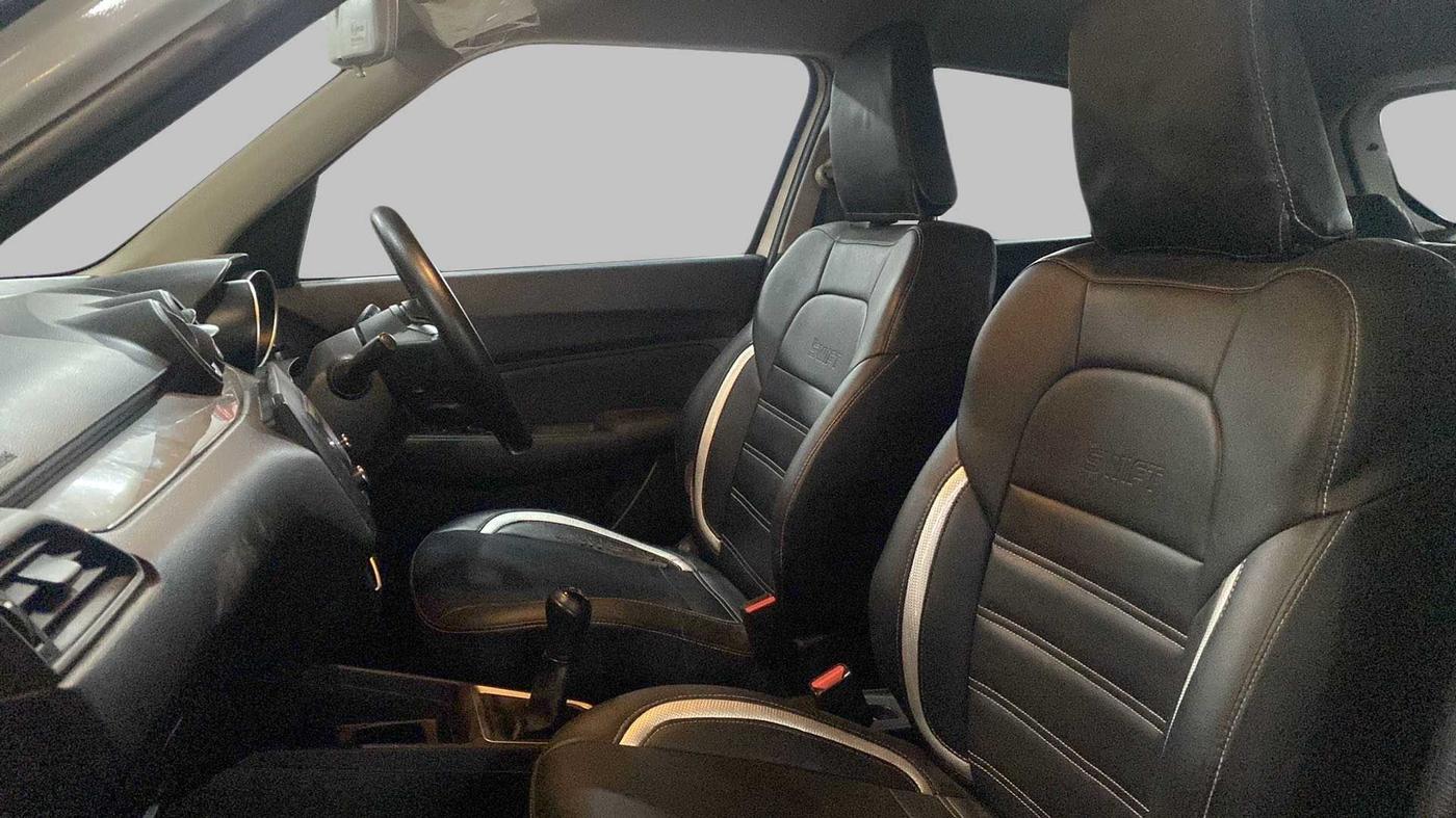 2019 Maruti Swift VXI, Petrol, Manual, 47,262 km, Right Side Front Door Cabin