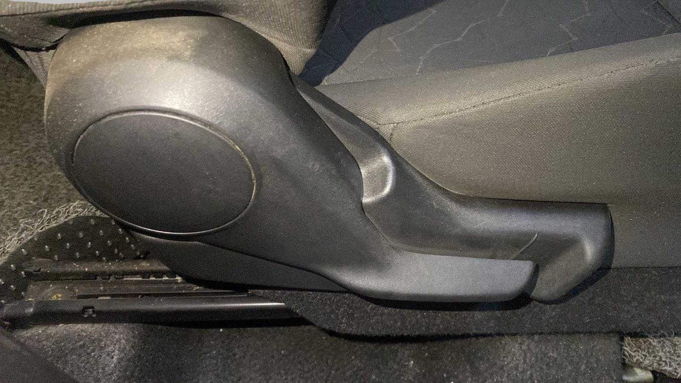 2019 Maruti IGNIS ZETA 1.2 AMT, Petrol, Automatic, 39,504 km, Driver Side Adjustment Panel