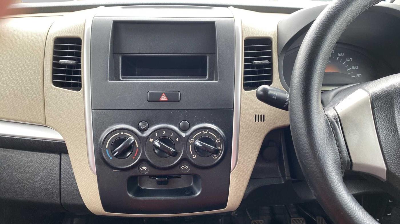2017 Maruti Wagon R 1.0 LXI, Petrol, Manual, 45,376 km, Air Conditioner