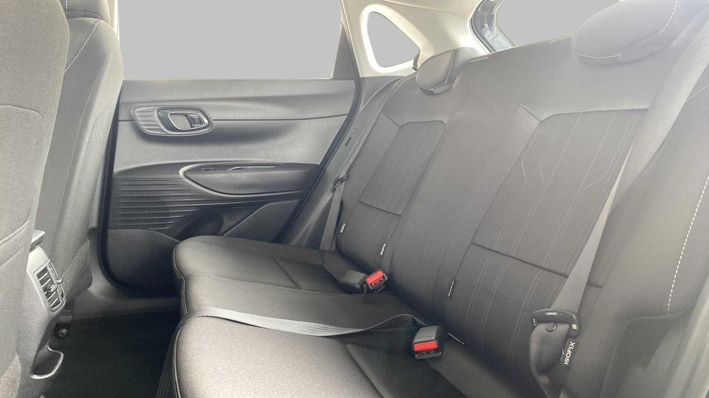 2022 Hyundai NEW I20 SPORTZ 1.2 MT, Petrol, Manual, 9,811 km, Right Side Rear Door Cabin