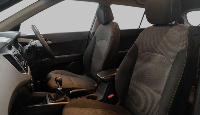 2016 Hyundai Creta S 1.6 PETROL, Petrol, Manual, 98,933 km, Right Side Front Door Cabin