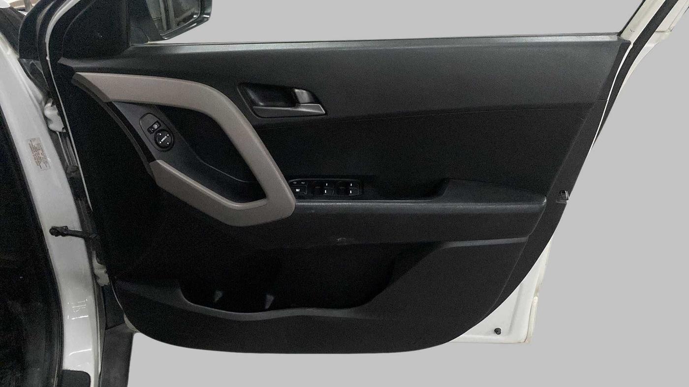 2016 Hyundai Creta S 1.6 PETROL, Petrol, Manual, 98,933 km, Driver Side Door Panels Control