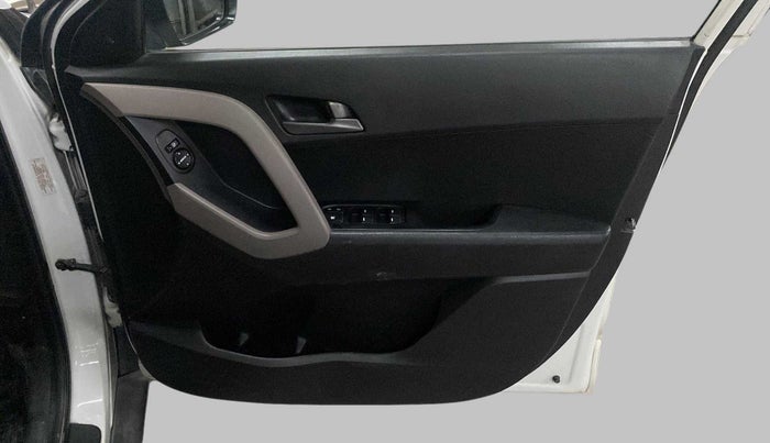 2016 Hyundai Creta S 1.6 PETROL, Petrol, Manual, 98,933 km, Driver Side Door Panels Control