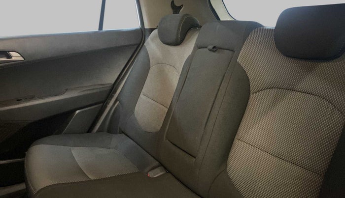 2016 Hyundai Creta S 1.6 PETROL, Petrol, Manual, 98,933 km, Right Side Rear Door Cabin