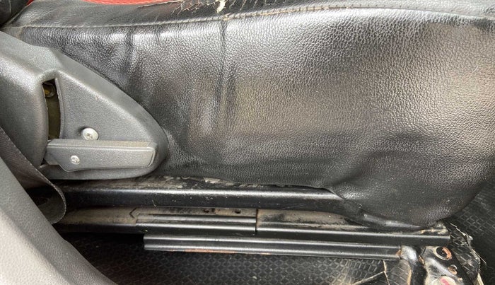 2016 Maruti Alto 800 LXI, Petrol, Manual, 60,497 km, Driver Side Adjustment Panel