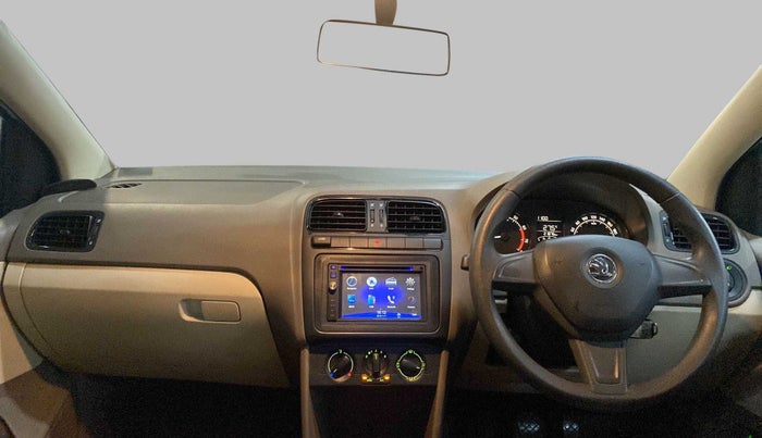 2016 Skoda Rapid 1.6 MPI ACTIVE, Petrol, Manual, 21,867 km, Dashboard