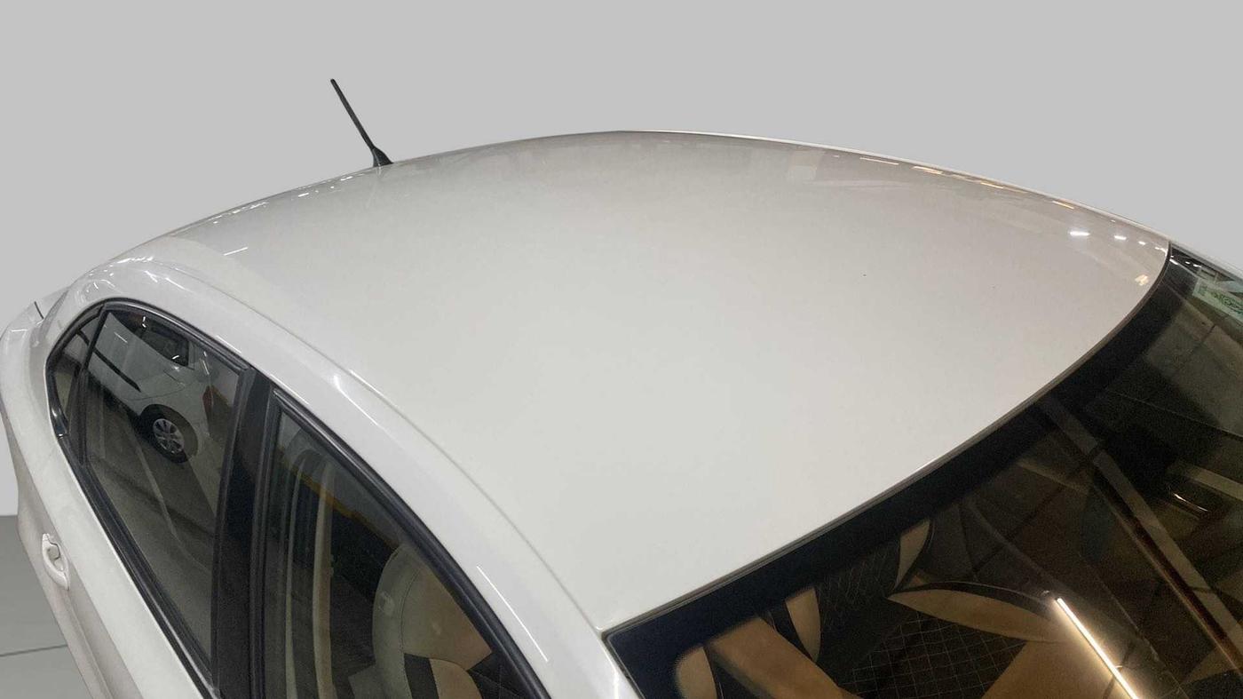 2016 Skoda Rapid 1.6 MPI ACTIVE, Petrol, Manual, 21,867 km, Roof