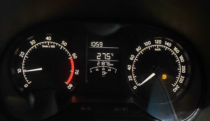 2016 Skoda Rapid 1.6 MPI ACTIVE, Petrol, Manual, 21,867 km, Odometer Image