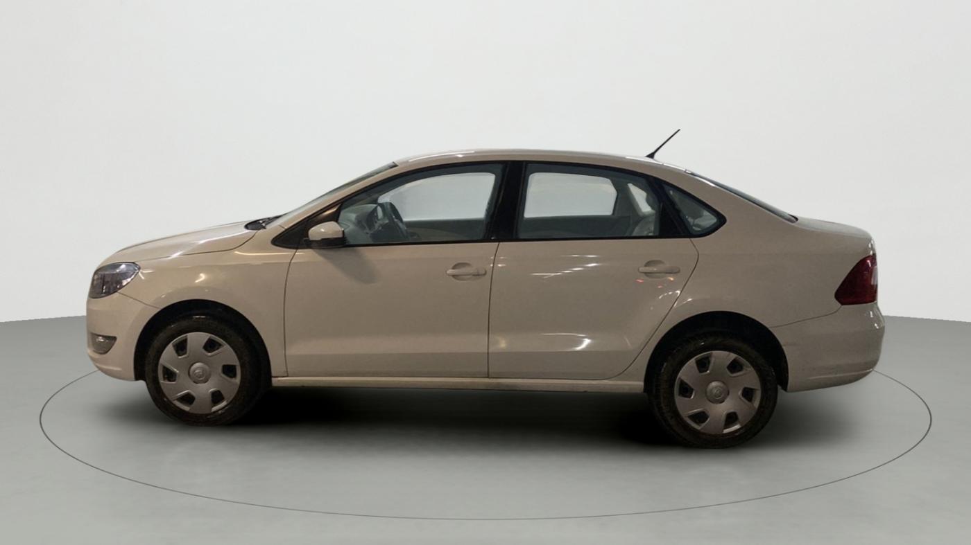 2016 Skoda Rapid 1.6 MPI ACTIVE, Petrol, Manual, 21,867 km, Left Side