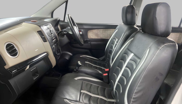 2018 Maruti Wagon R 1.0 VXI, Petrol, Manual, 21,563 km, Right Side Front Door Cabin