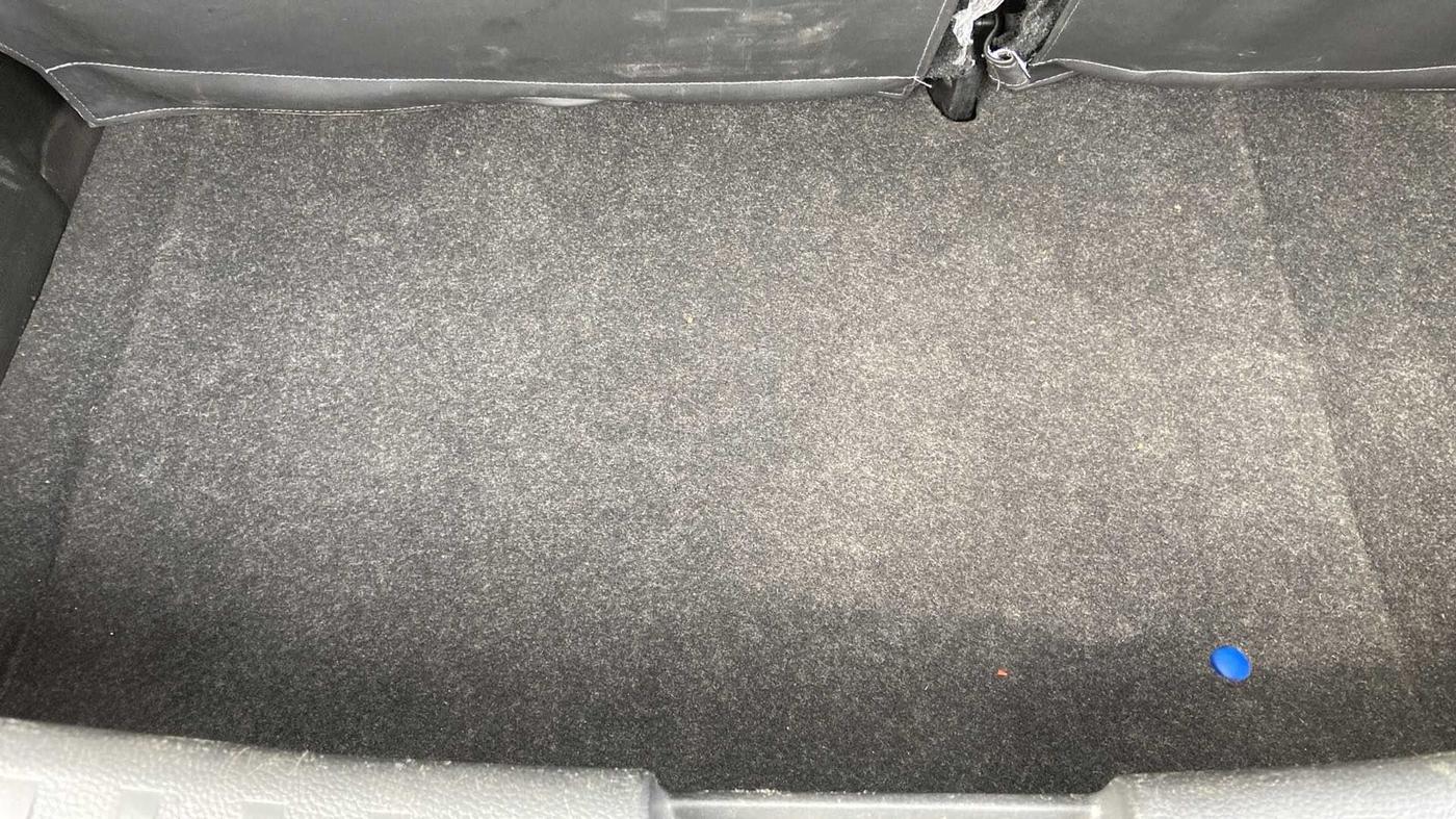 2016 Maruti Swift VDI (O), Diesel, Manual, 64,279 km, Boot Inside