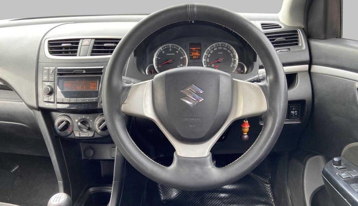 2016 Maruti Swift VDI (O), Diesel, Manual, 64,279 km, Steering Wheel Close Up