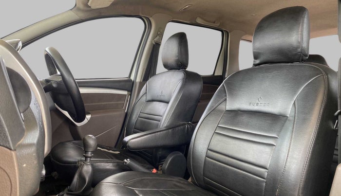 2016 Renault Duster 110 PS RXZ DIESEL, Diesel, Manual, 94,294 km, Right Side Front Door Cabin