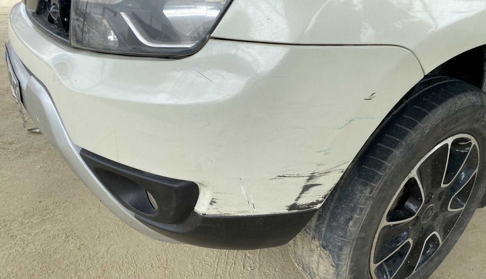 2016 Renault Duster 110 PS RXZ DIESEL, Diesel, Manual, 94,294 km, Front bumper - Minor scratches