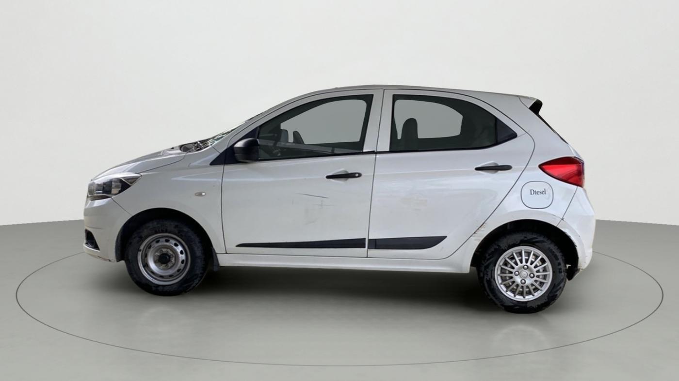 2017 Tata Tiago XE DIESEL, Diesel, Manual, 93,019 km, Left Side