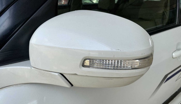 2016 Maruti Swift Dzire VXI, Petrol, Manual, 28,060 km, Left rear-view mirror - Folding motor not working
