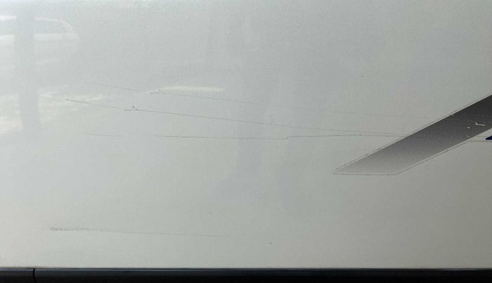 2016 Maruti Swift Dzire VXI, Petrol, Manual, 28,060 km, Front passenger door - Slightly dented