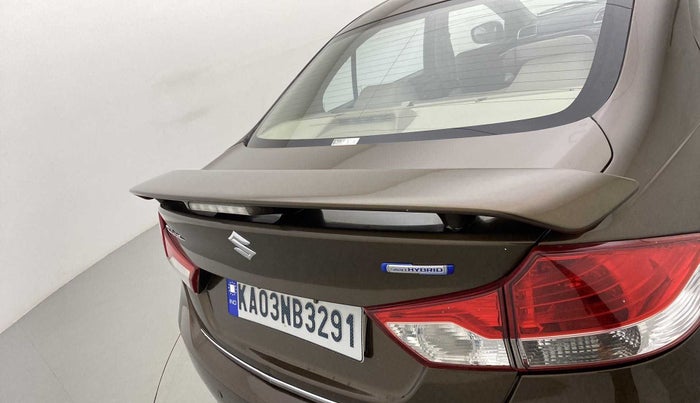 2017 Maruti Ciaz ZETA DIESEL 1.3, Diesel, Manual, 57,268 km, Dicky (Boot door) - Spoiler has minor damage