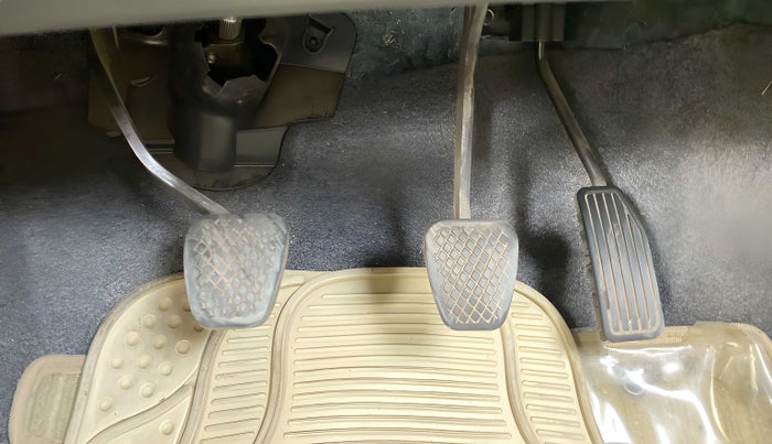 2014 Honda Amaze 1.2L I-VTEC EX, Petrol, Manual, 60,366 km, Pedals