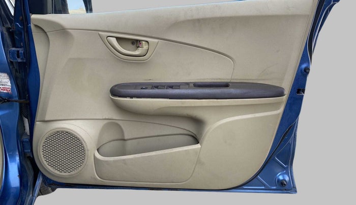 2014 Honda Amaze 1.2L I-VTEC EX, Petrol, Manual, 60,366 km, Driver Side Door Panels Control