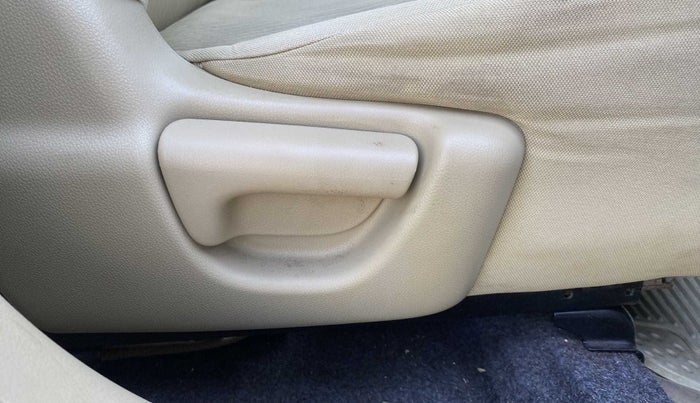 2014 Honda Amaze 1.2L I-VTEC EX, Petrol, Manual, 60,366 km, Driver Side Adjustment Panel