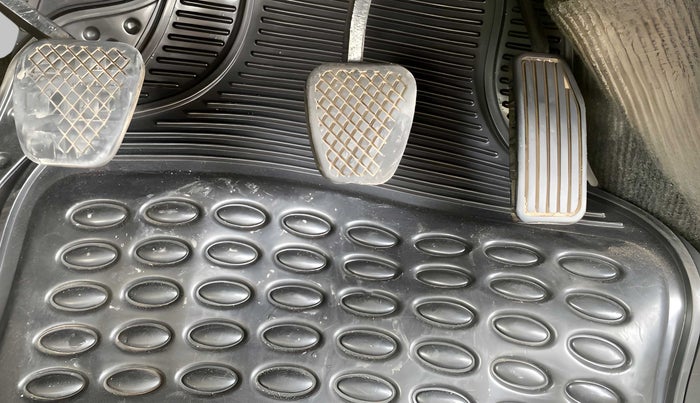 2010 Honda City 1.5L I-VTEC S MT, Petrol, Manual, 74,483 km, Pedals