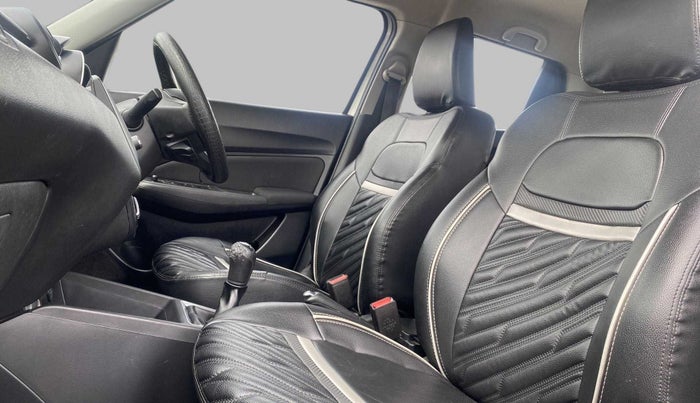 2019 Maruti Swift VXI, Petrol, Manual, 30,403 km, Right Side Front Door Cabin