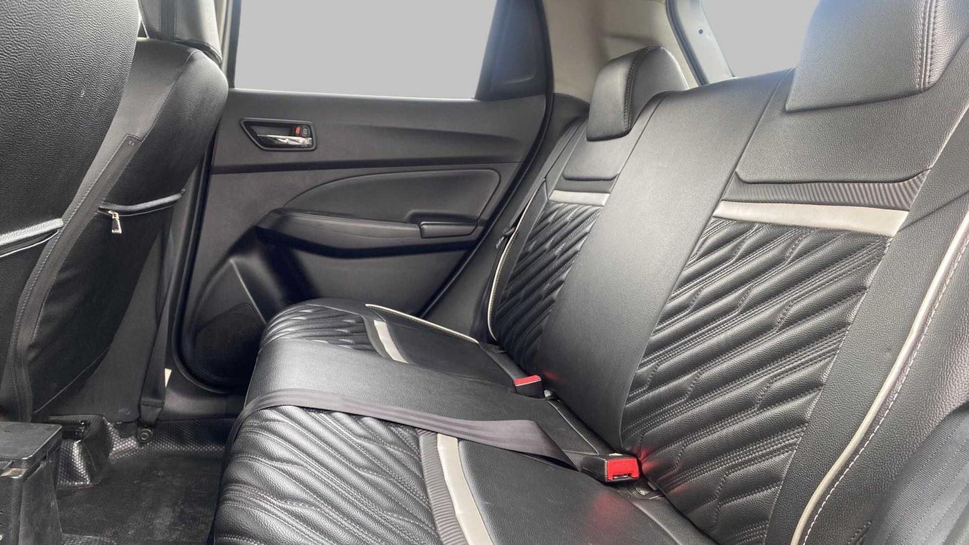 2019 Maruti Swift VXI, Petrol, Manual, 30,403 km, Right Side Rear Door Cabin