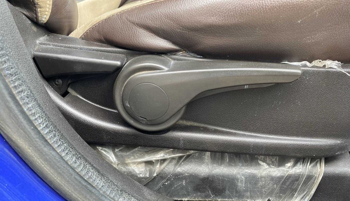 2014 Tata Zest XMS PETROL, Petrol, Manual, 59,069 km, Driver Side Adjustment Panel