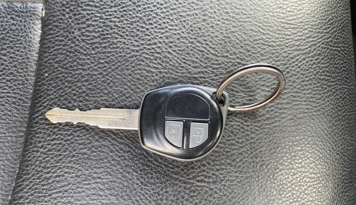 2012 Maruti Swift VDI, Diesel, Manual, 68,105 km, Key Close Up