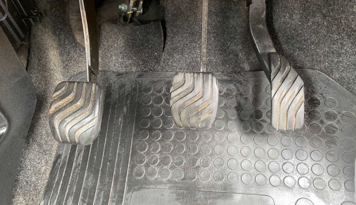 2019 Renault Kwid RXL, Petrol, Manual, 1 km, Pedals