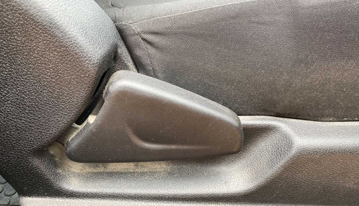 2019 Renault Kwid RXL, Petrol, Manual, 1 km, Driver Side Adjustment Panel