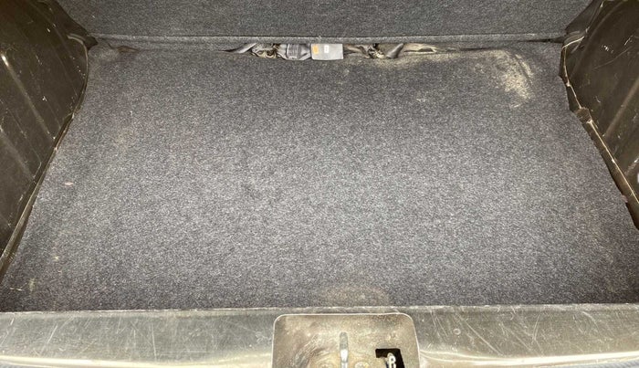 2019 Renault Kwid RXL, Petrol, Manual, 1 km, Boot Inside