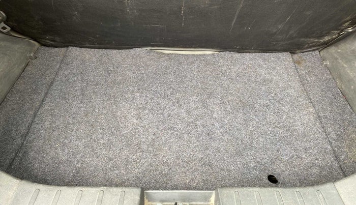 2016 Maruti Alto 800 LXI, Petrol, Manual, 62,202 km, Boot Inside