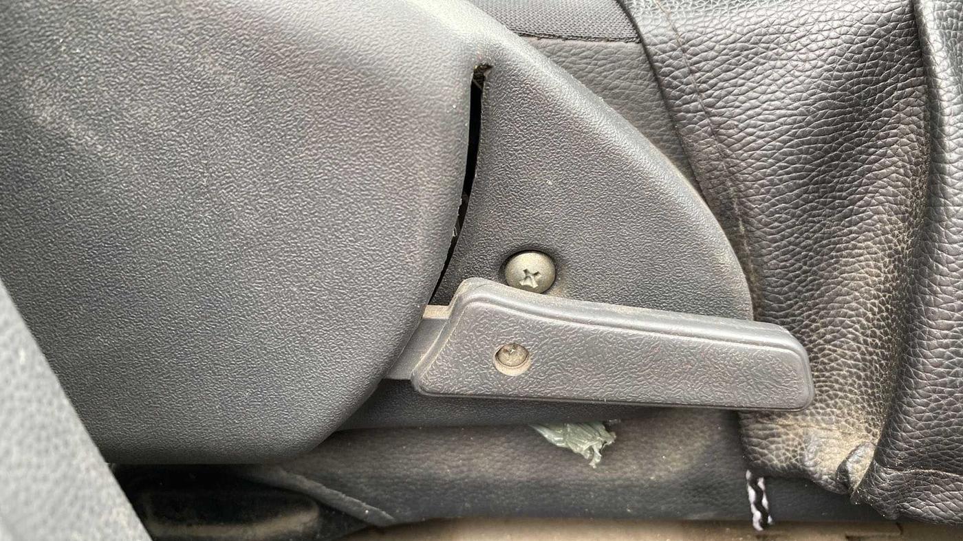 2016 Maruti Alto 800 LXI, Petrol, Manual, 62,202 km, Driver Side Adjustment Panel