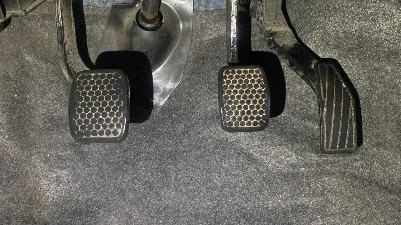 2019 Maruti Alto 800 LXI, Petrol, Manual, 47,714 km, Pedals