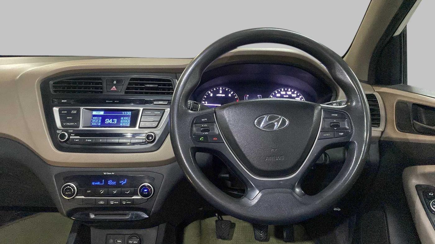 2016 Hyundai Elite i20 SPORTZ 1.4 CRDI, Diesel, Manual, 81,991 km, Steering Wheel Close Up