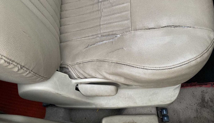 2014 Maruti Swift Dzire VXI, Petrol, Manual, 1,19,236 km, Driver Side Adjustment Panel