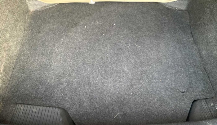 2016 Volkswagen Ameo COMFORTLINE 1.2L, Petrol, Manual, 30,781 km, Boot Inside