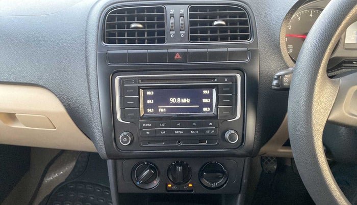 2016 Volkswagen Ameo COMFORTLINE 1.2L, Petrol, Manual, 30,781 km, Air Conditioner