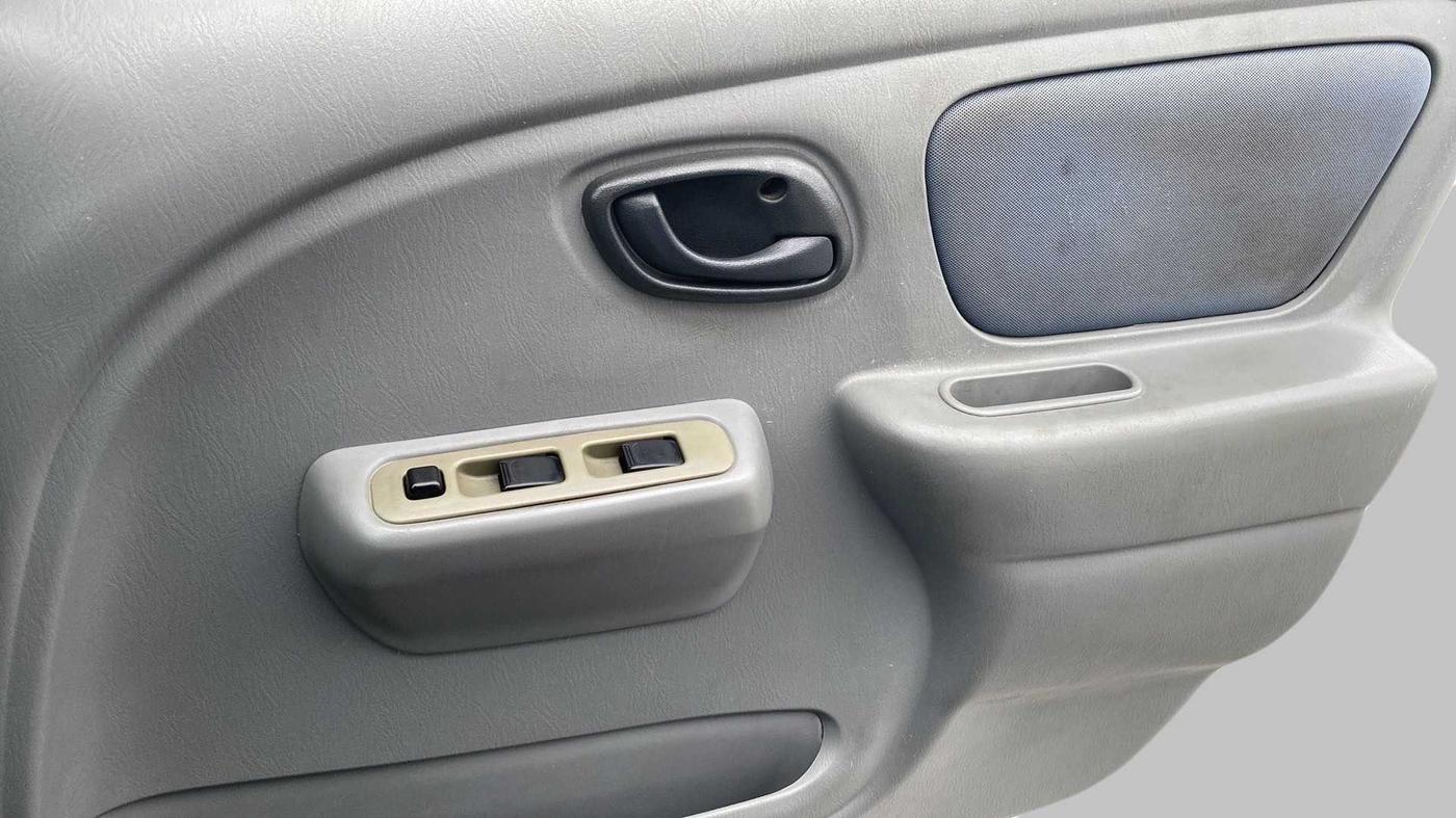 2013 Maruti Alto K10 VXI, Petrol, Manual, 85,808 km, Driver Side Door Panels Control