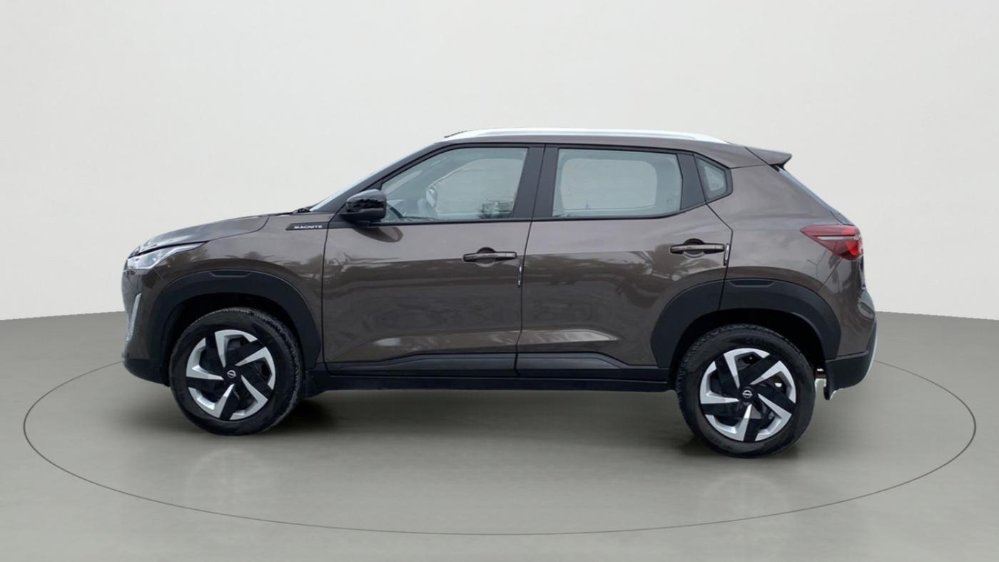2022 Nissan MAGNITE XL, Petrol, Manual, 13,614 km, Left Side