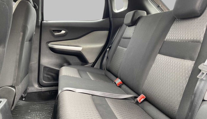 2022 Nissan MAGNITE XL, Petrol, Manual, 13,614 km, Right Side Rear Door Cabin