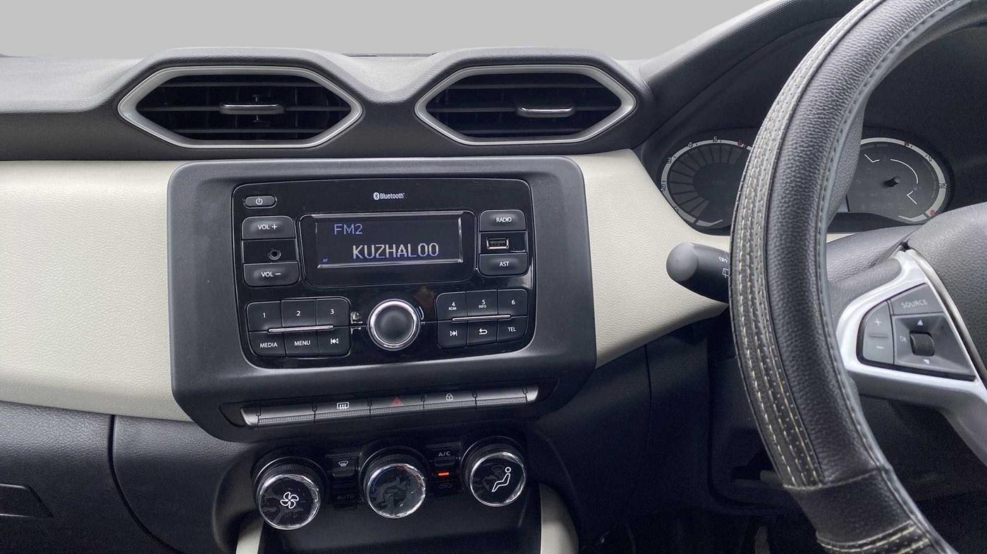 2022 Nissan MAGNITE XL, Petrol, Manual, 13,614 km, Air Conditioner