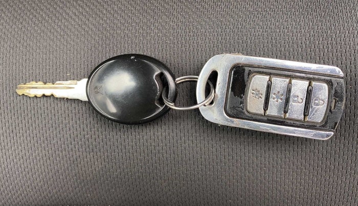 2019 Tata TIGOR XM DIESEL, Diesel, Manual, 31,004 km, Key Close Up