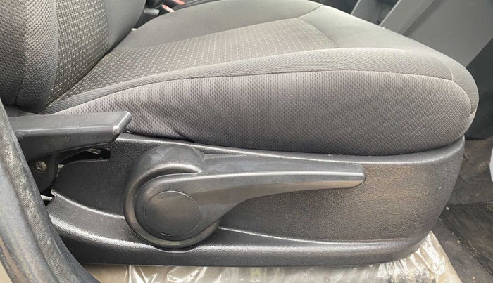 2019 Tata TIGOR XM DIESEL, Diesel, Manual, 31,004 km, Driver Side Adjustment Panel