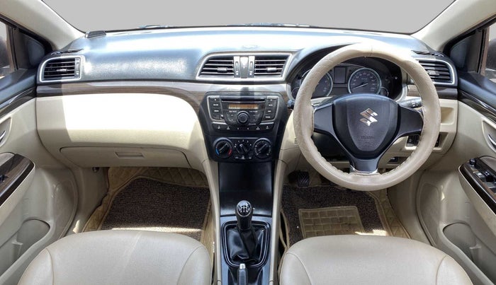 2016 Maruti Ciaz VDI SHVS, Diesel, Manual, 83,792 km, Dashboard